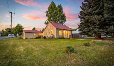 208 W Jenkins Ave, Chewelah, WA 99109 3D Model